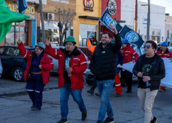 ATE movilizó en defensa de las empresas del estado y los recursos de la provincia.