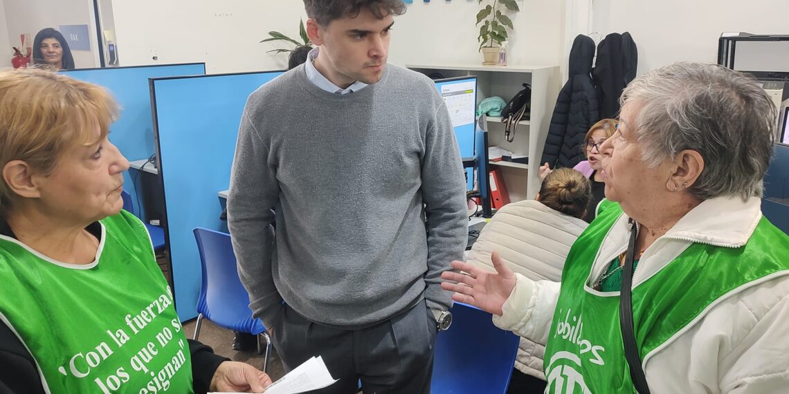 ATE Junto a los jubilados y jubiladas se manifestaron en Rio Gallegos en el marco del paro provincial por 72Hs