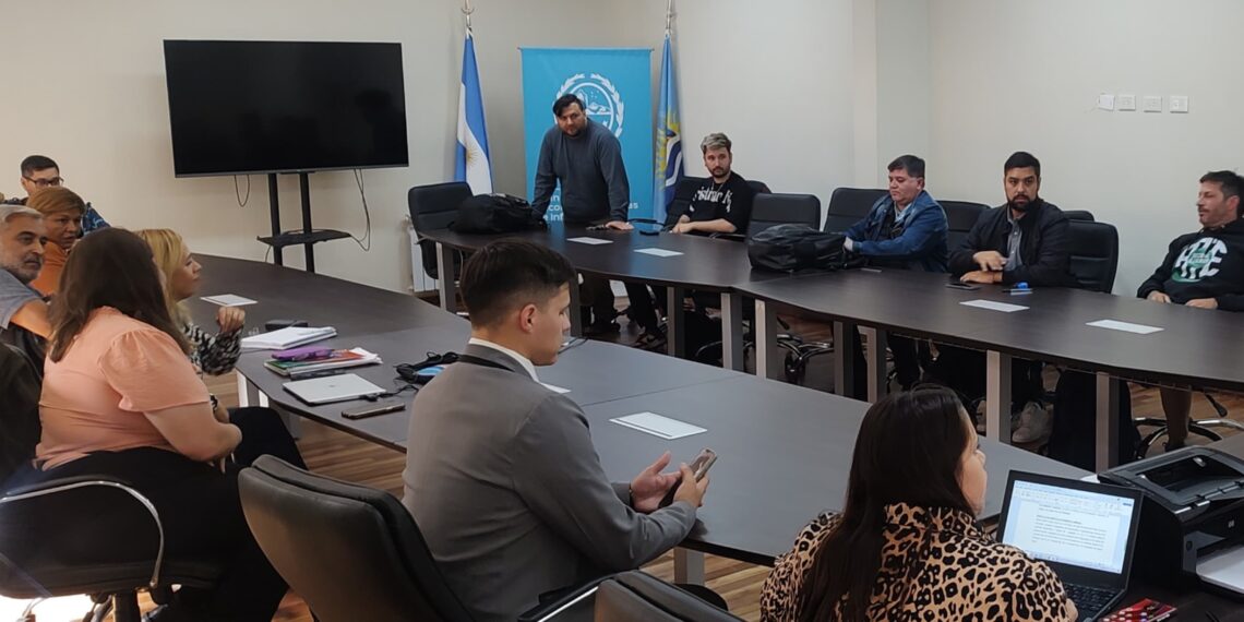 ATE Santa Cruz denuncia falta de respeto del gobierno provincial al suspender paritaria de Salud