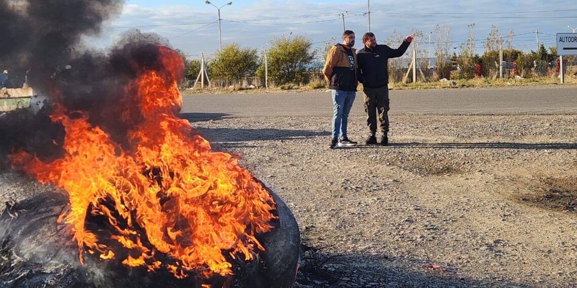 Carlos Garzón en Puerto Deseado: “estamos firmes con un paro contundente”