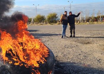 Carlos Garzón en Puerto Deseado: “estamos firmes con un paro contundente”