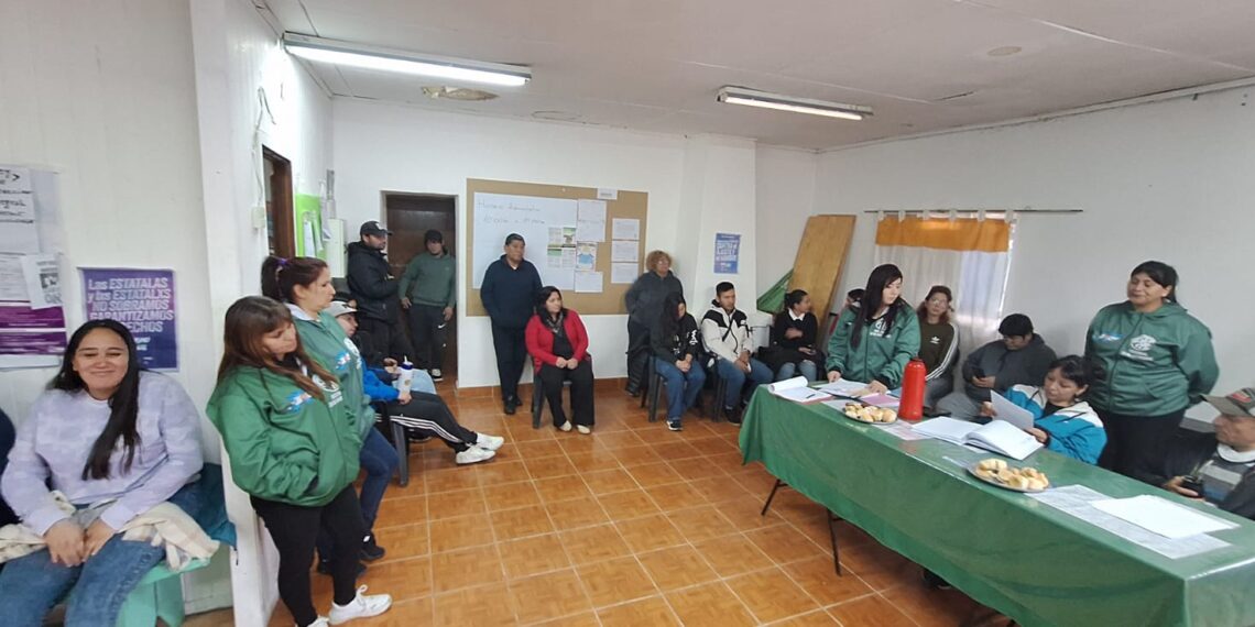 Municipales de ATE 28 de Noviembre llevan adelante un PARO CONTUNDENTE