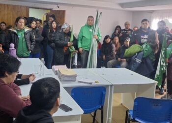 ATE 28 de Noviembre exige reapertura de paritarias y realiza medidas de fuerza