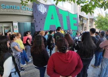CONTUNDENTE PARO DE AUXILIARES DE LA EDUCACIÓN: ATE REAFIRMA EL PLAN DE LUCHA