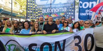 ATE y CTA-A Santa Cruz marcharon a 50 años del golpe. La memoria sigue presente en toda la provincia
