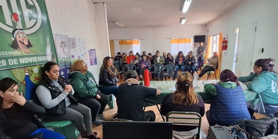 ATE 28 de Noviembre realiza asamblea municipal